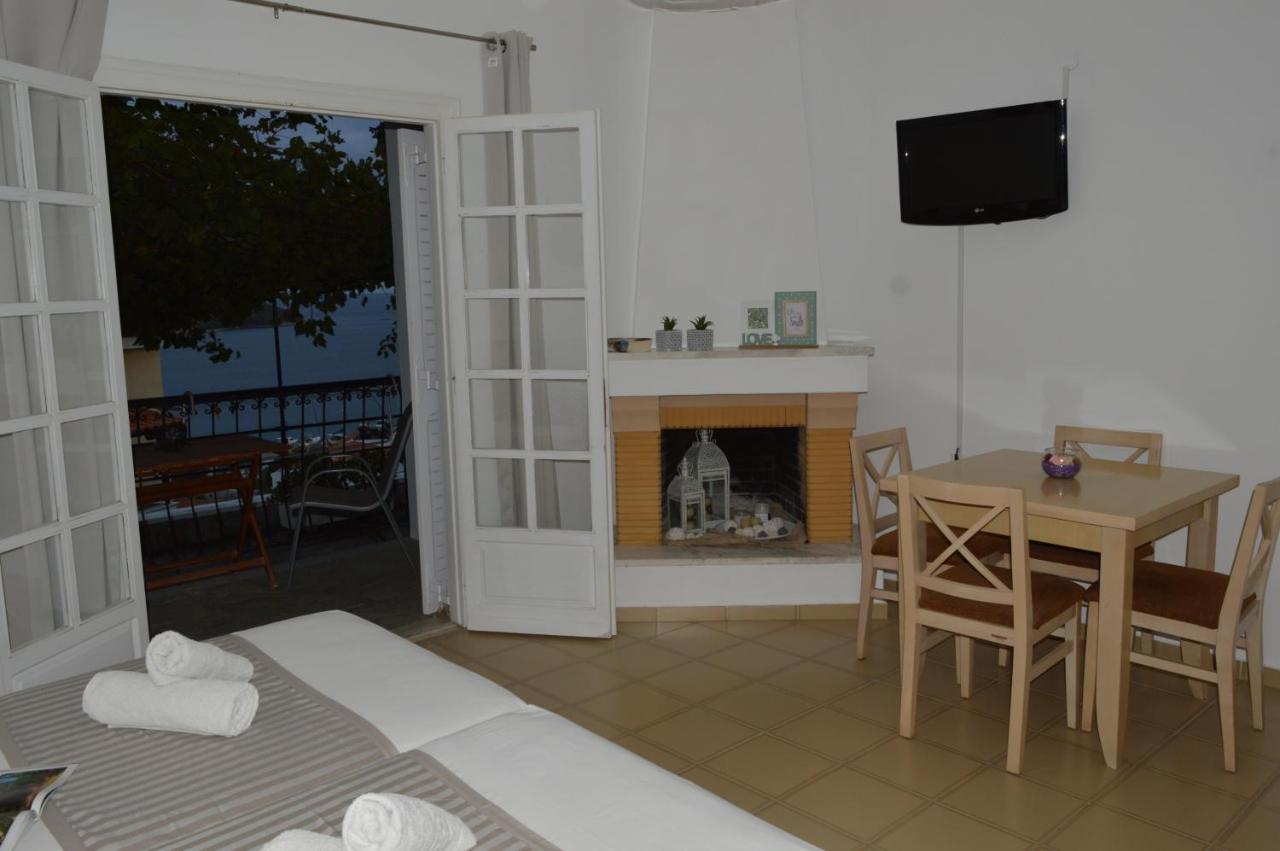 Rania Studios Skiathos-Stadt Exterior foto