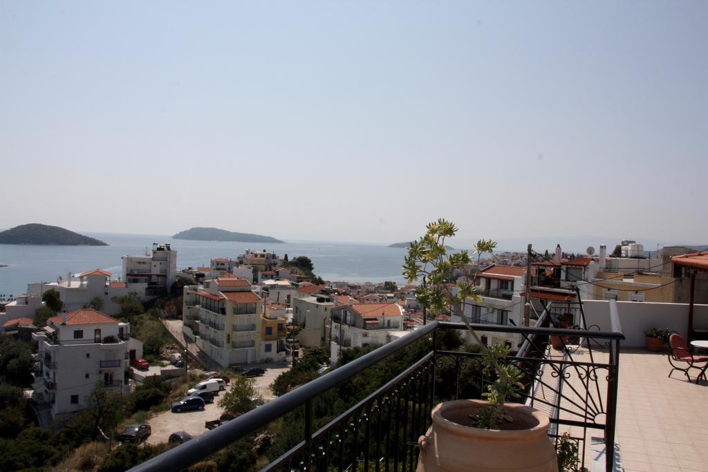 Rania Studios Skiathos-Stadt Exterior foto