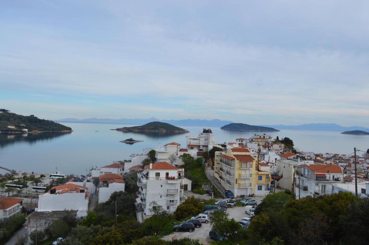 Rania Studios Skiathos-Stadt Exterior foto
