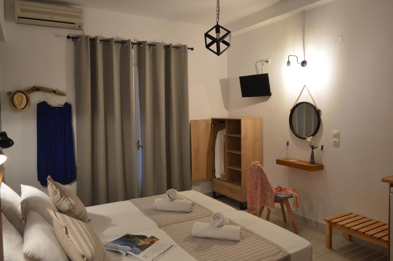 Rania Studios Skiathos-Stadt Exterior foto